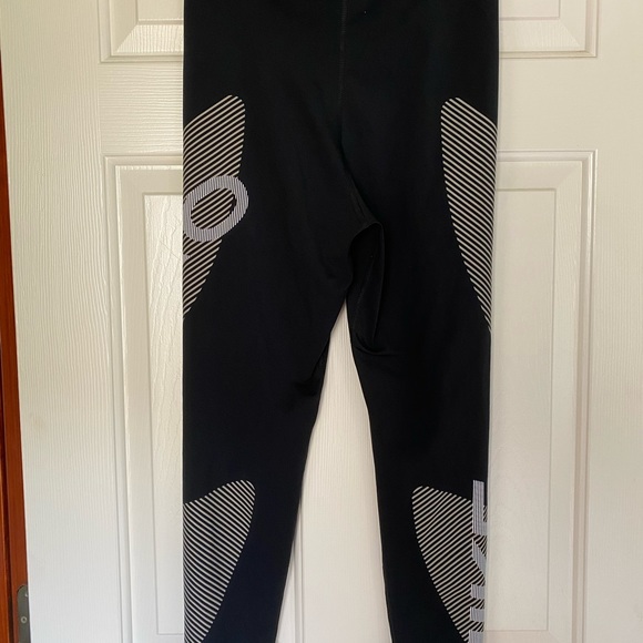 Nike Pro Dri-FIT Leggings - Picture 6 of 8